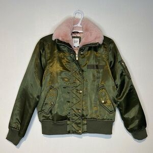 GAP - GREEN BOMBER w PINK FLOOF